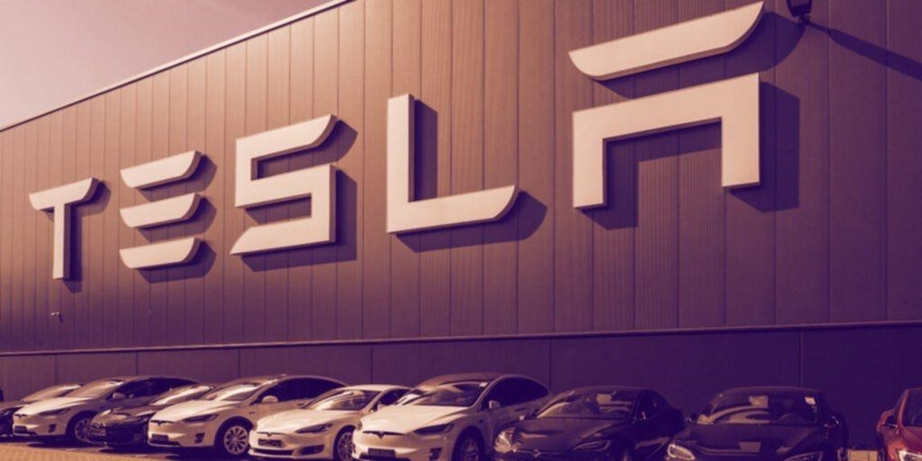 Tesla подтверждает, что «может в будущем» возобновить прием биткойнов: подача в SEC